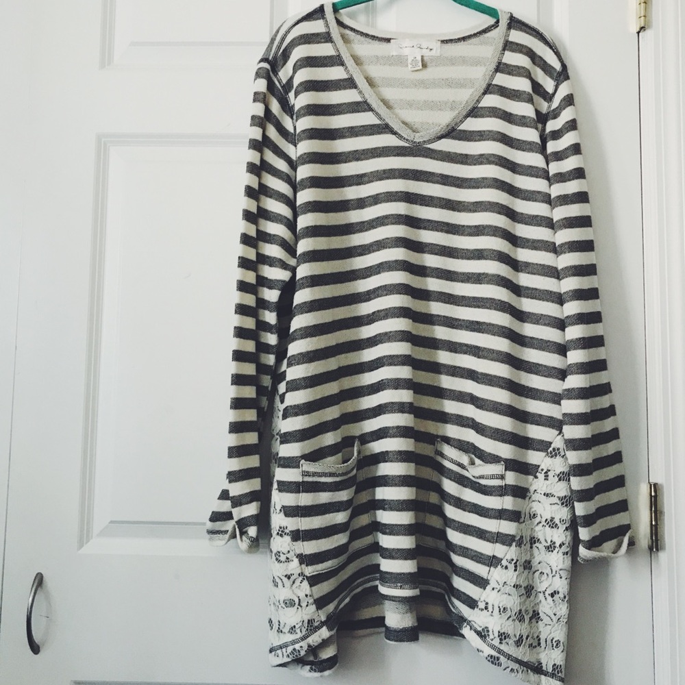 French Laundry Cream & Black Strip Lace Sweatshirt